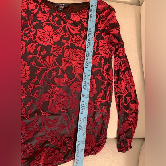 Karen Kane Top Sz L Red Velvet Floral Over Sheer Black Burnout - Picture 9 of 9